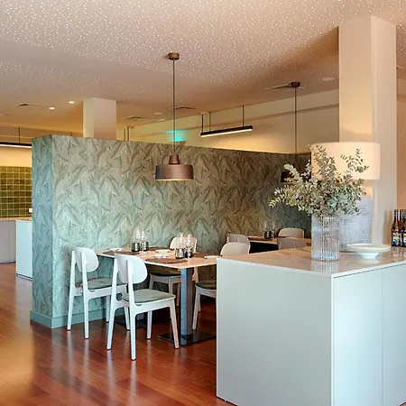 Apartahotel Suites Vila Birdie-3